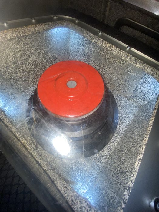 Продам сабвуфер с усилителем