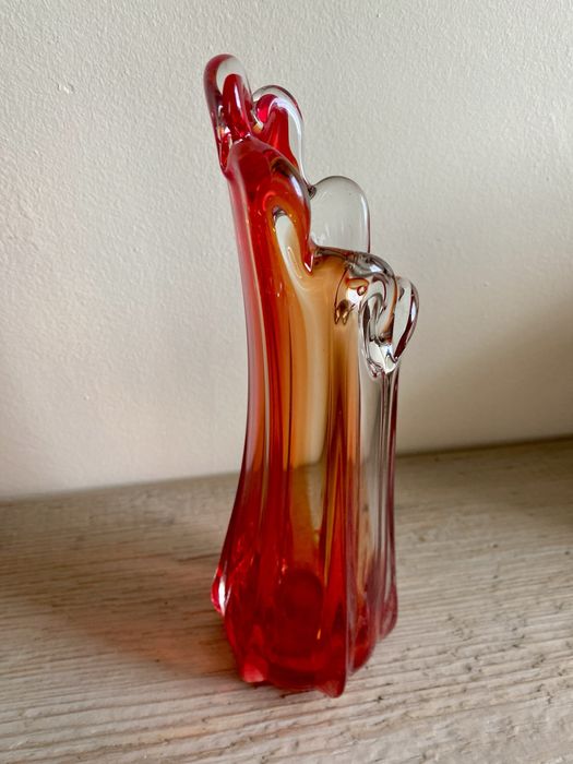 Czerwony wazon Murano