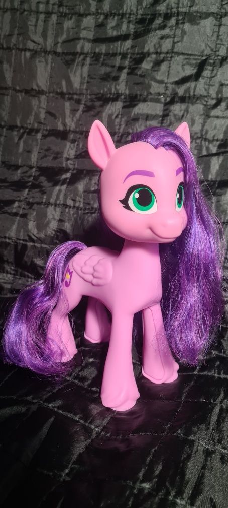 [15] Figurka My Little pony Petals, 20cm / F1776 - HASBRO