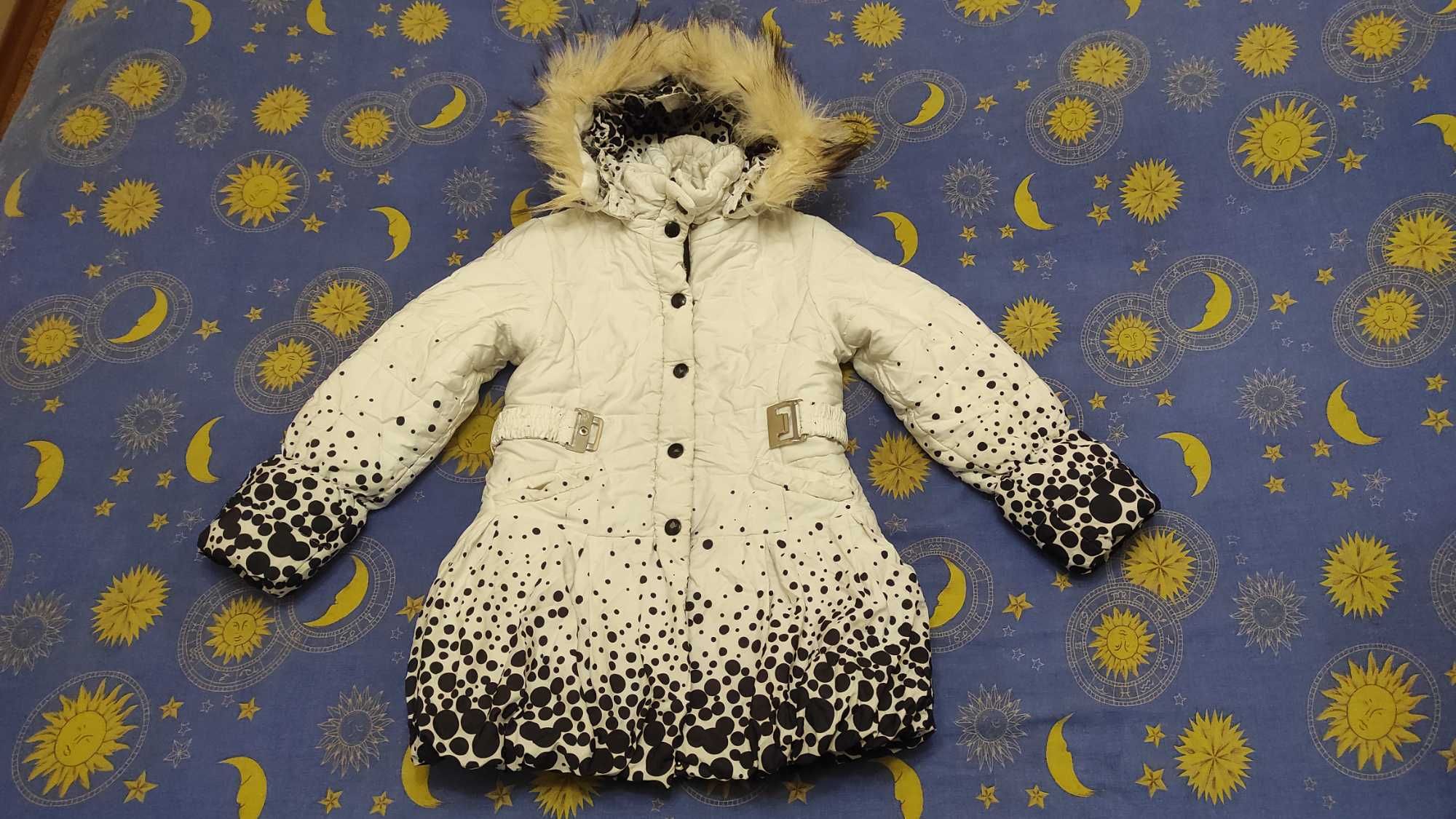 Зимняя куртка на девочку 7-9 лет