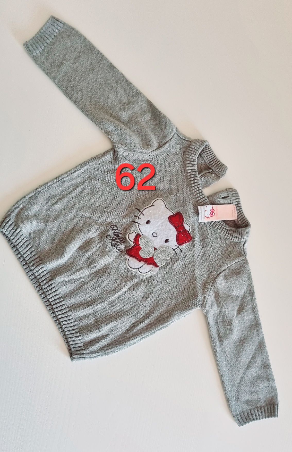 62 Disney C&A Sweter sweterek Hello Kitty szary srebrna nitka bluzka d