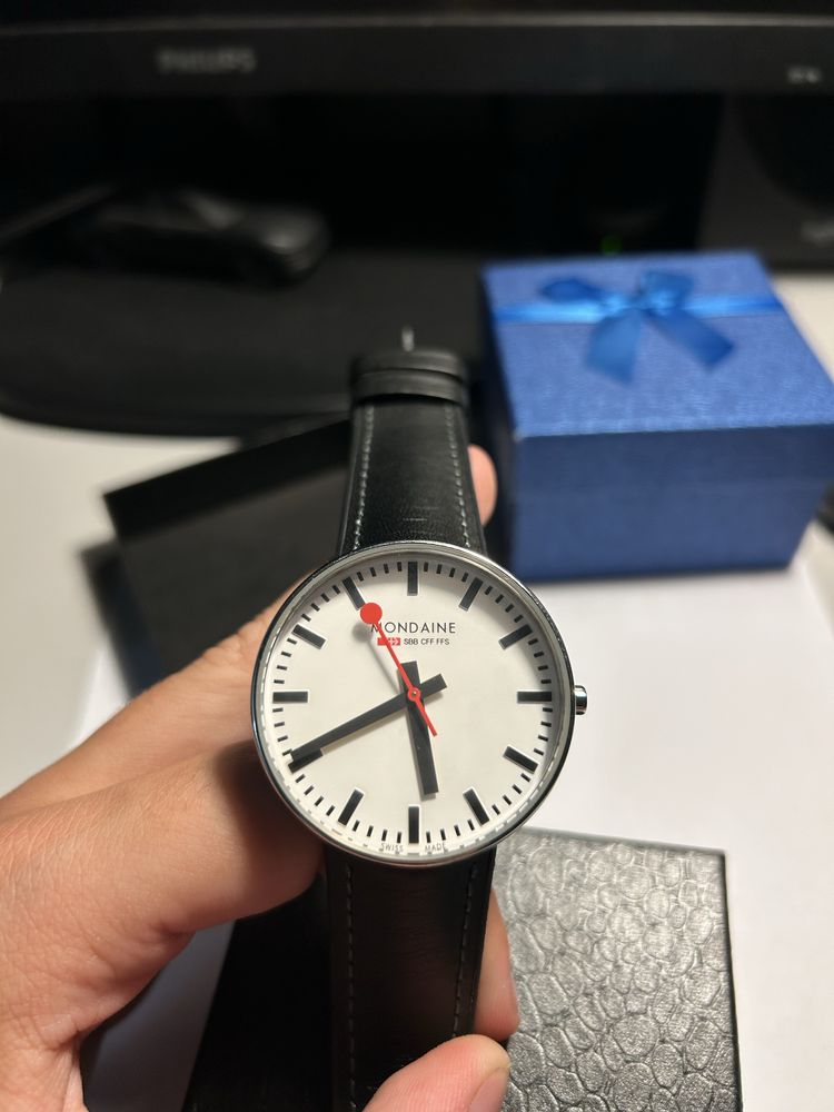 Relógio Mondaine Railway Giant Watch, 42mm - excelente estado
