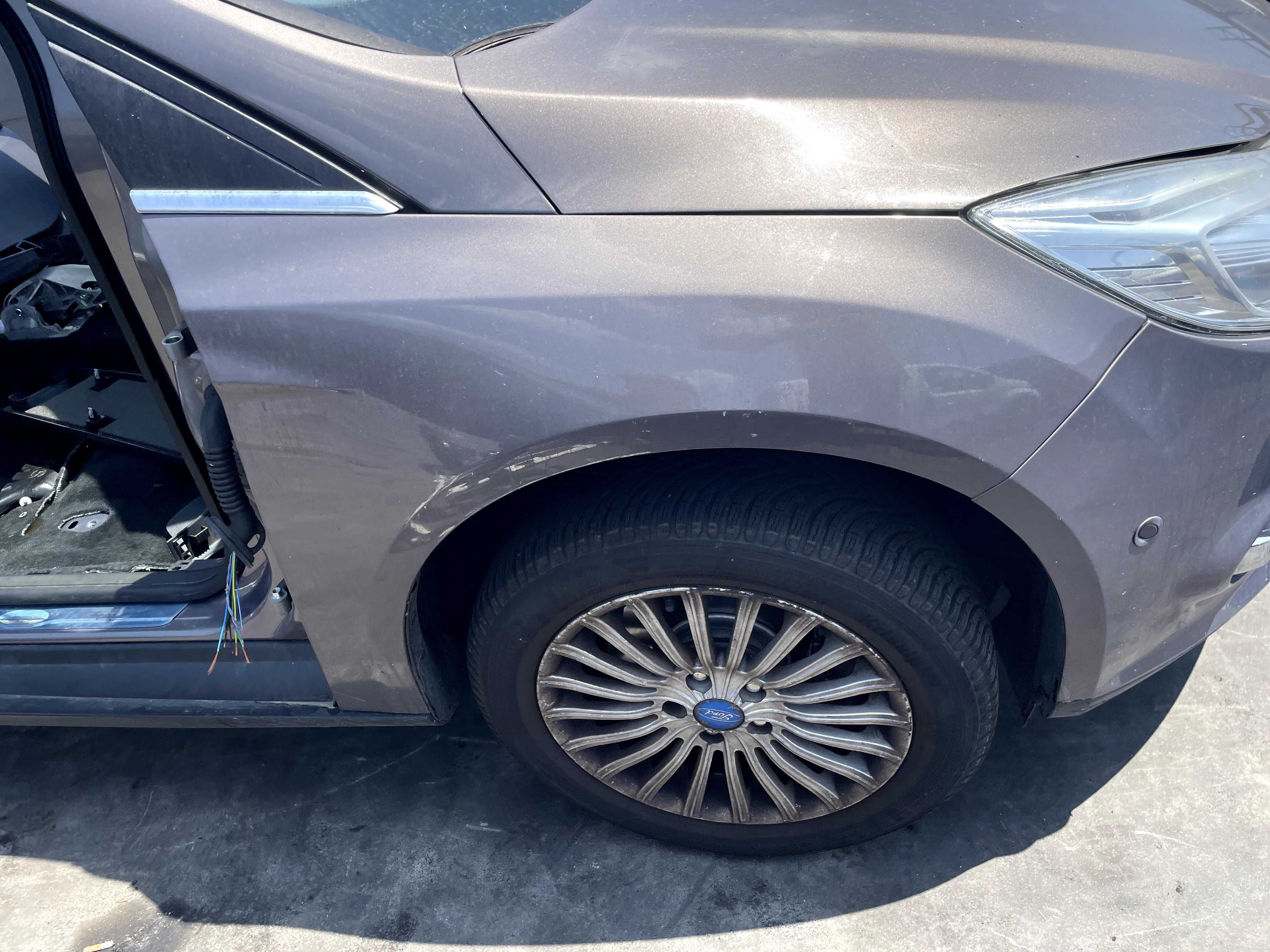 Ford Focus MK3 VB KPL przód maska zderzak błotniki lampy xenon eur pas