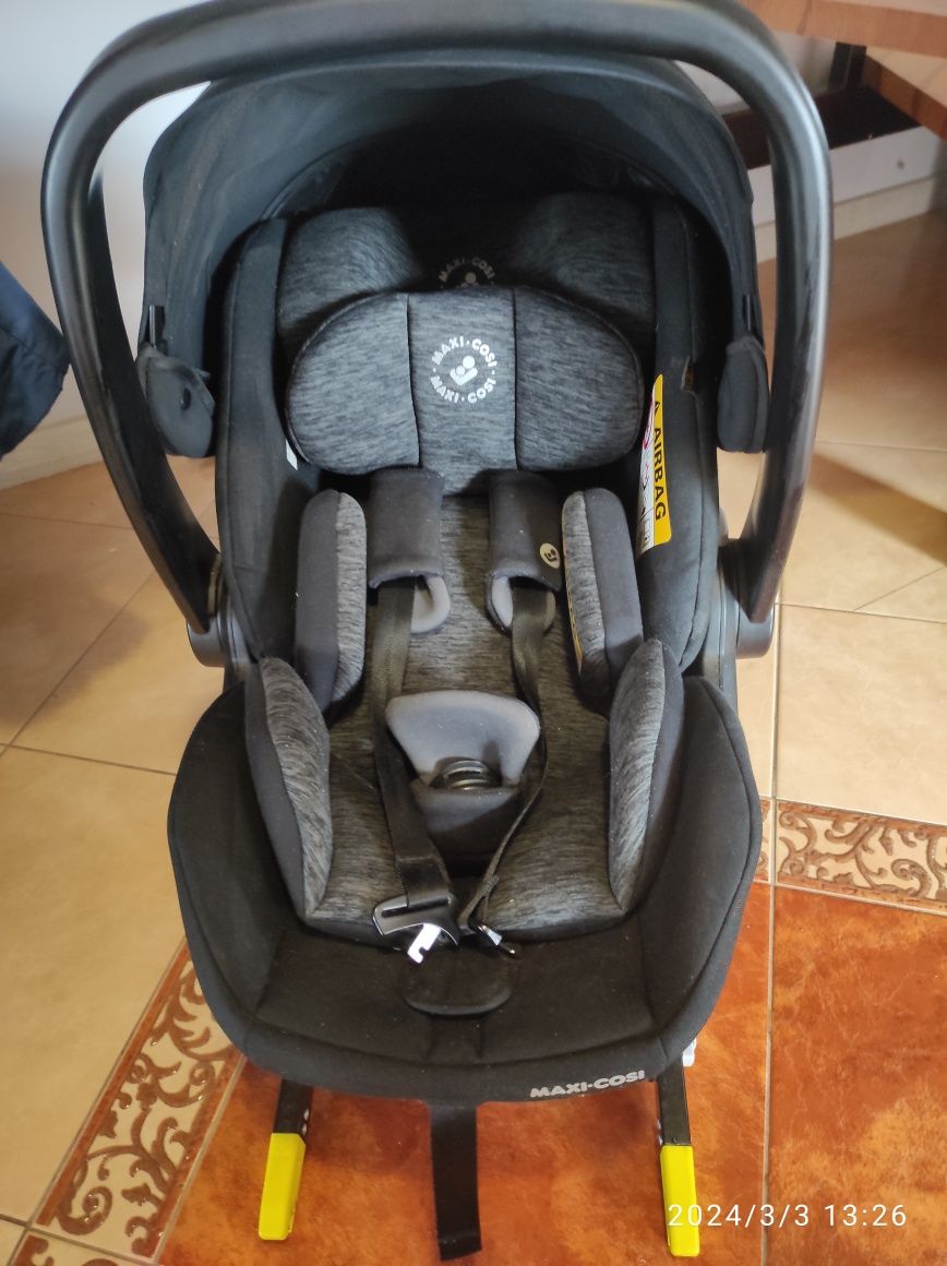 Fotelik samochodowy ISOFIX maxi cosi