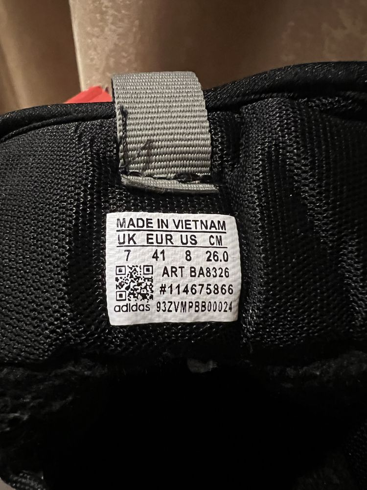 Кросівки оригінал adidas чоловічі р.41
