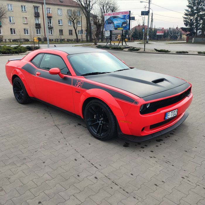 Dodge Challenger 6.4 widebody T/A