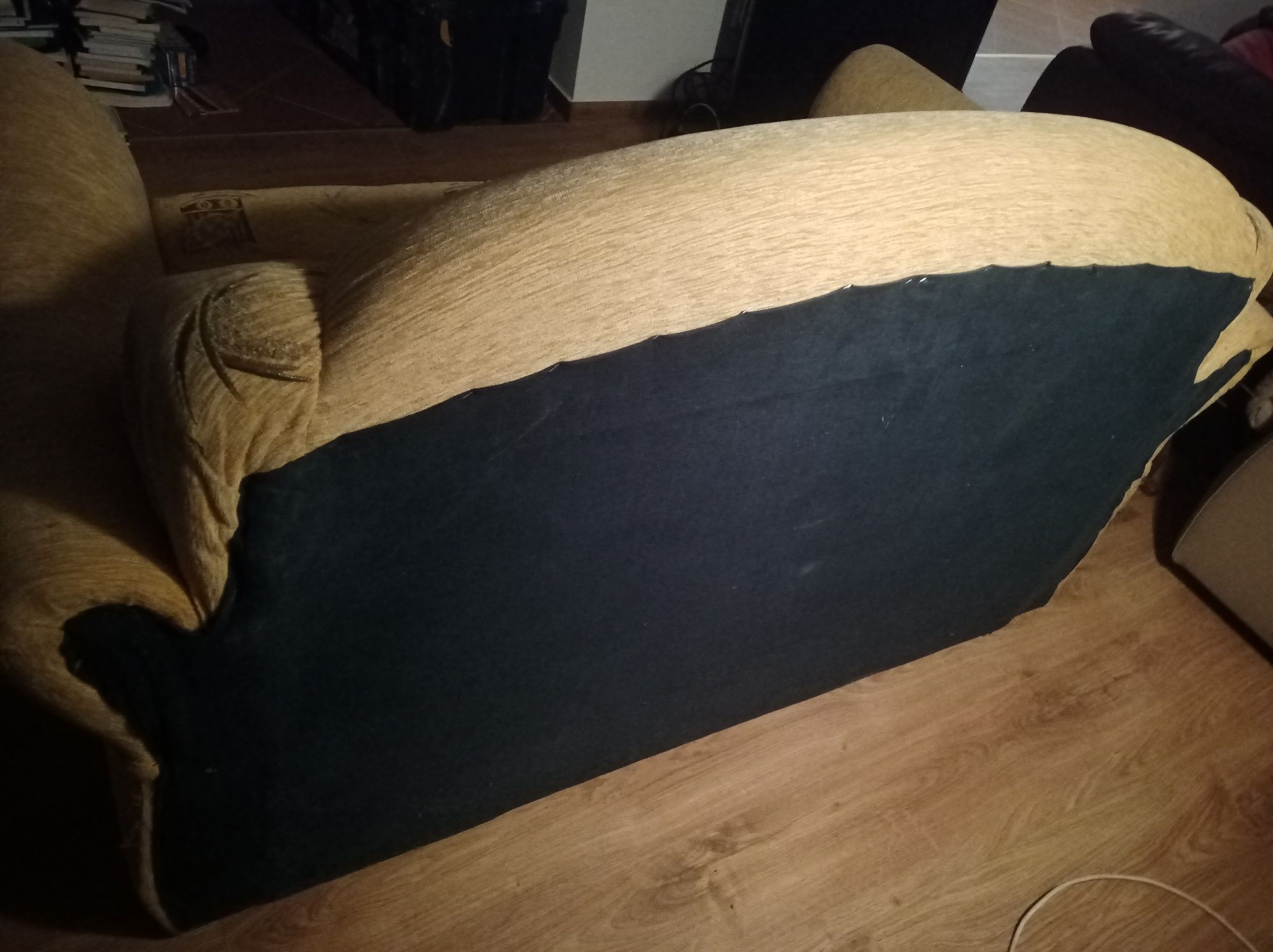 Sofa dwuosobowa rozkładana do spania z pojemnikiem na pościel 88/150/8