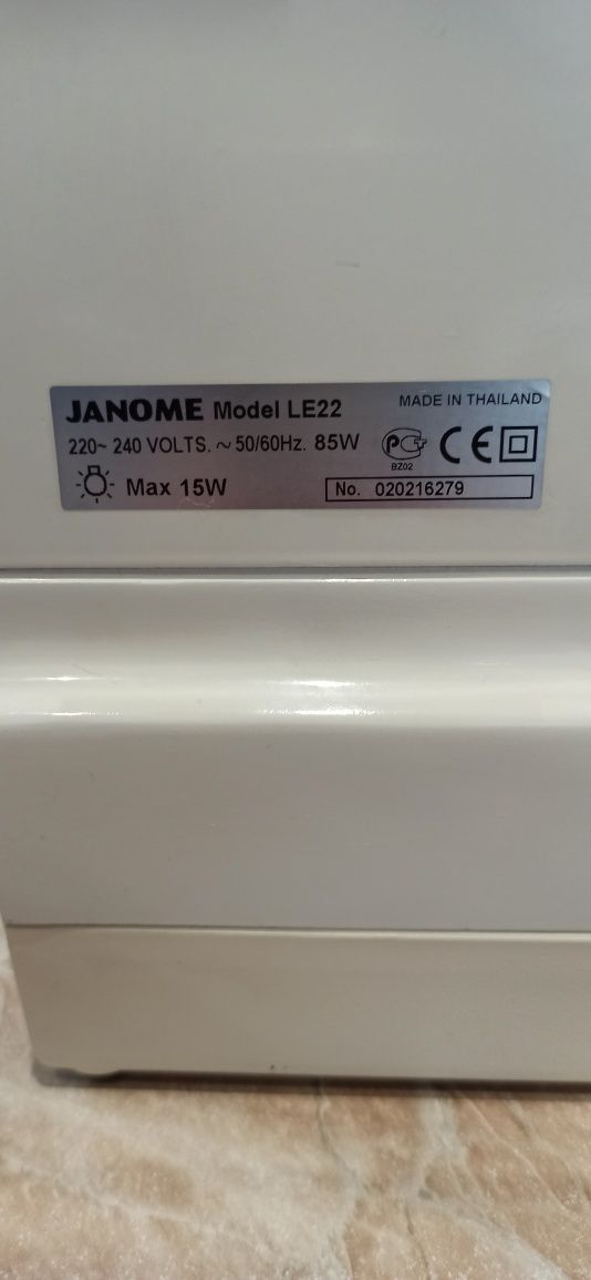 Швейная машина Janome LE 22 (не Китай) Новая