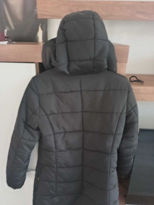 Жіноча осіння курточка