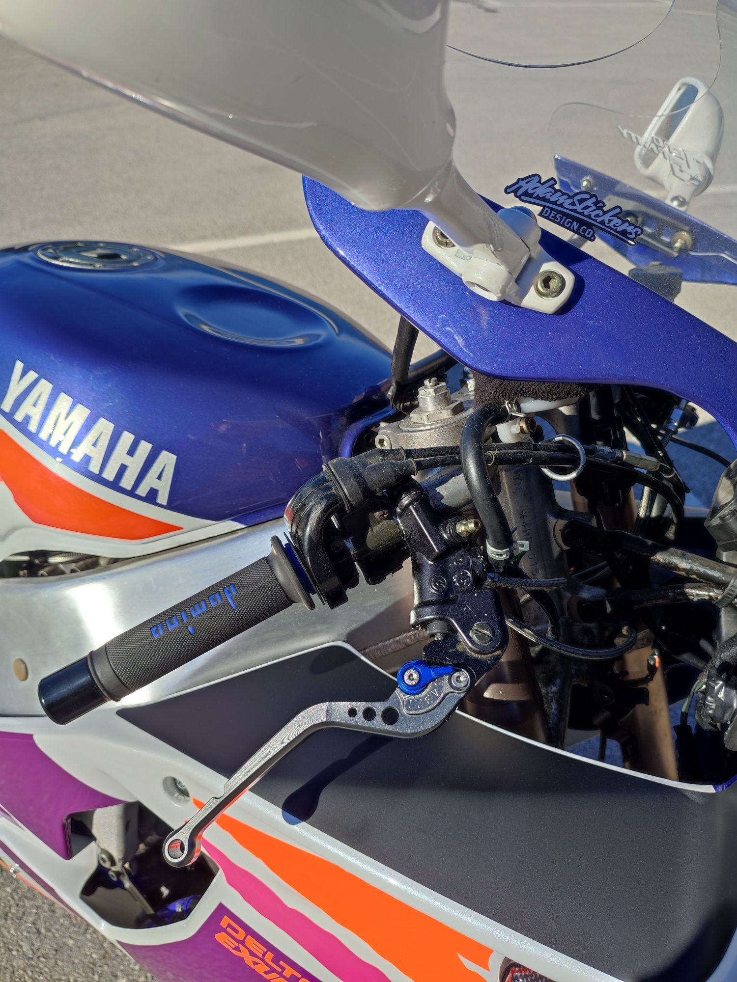 Yamaha YZF 750 R