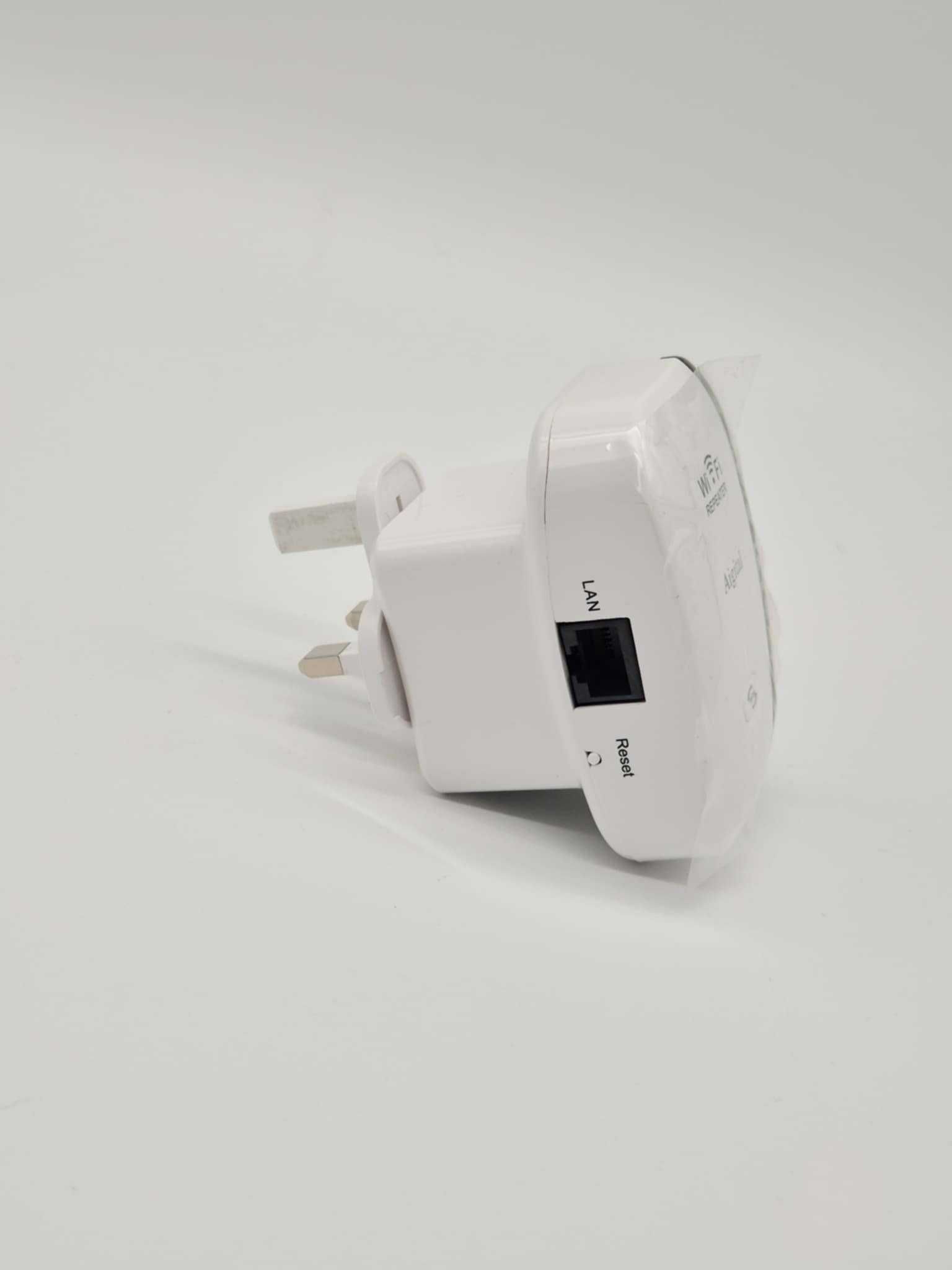 Repeater WIFI Z Portem Ethernet Wzmacniacz Sygnału 300MBPS 2.4GHZ