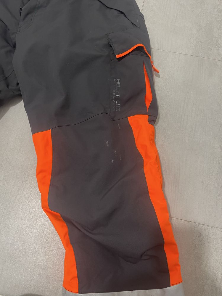 Spodnie robocze zewnetrzne Helly Hansen r. M/L/Xl