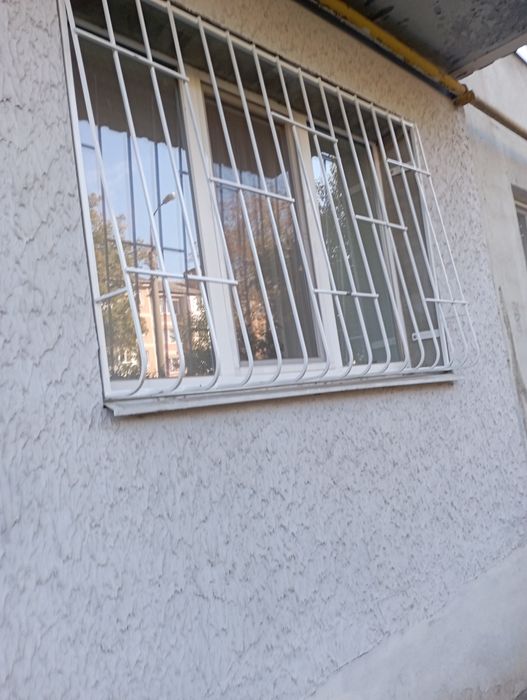 Решетки металлические на окна под заказ