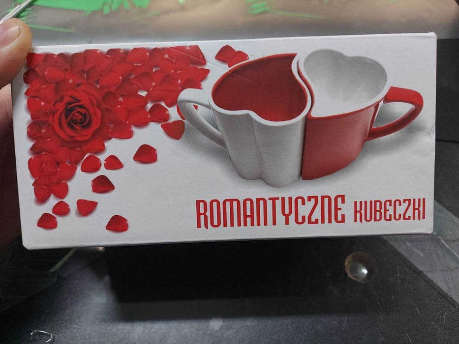 Walentynki romantyczne kubeczki zestaw serca miłość prezent kubek