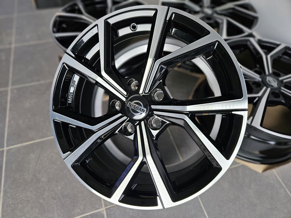 Nissan 17 " Nowe 5x114,3 Qashqai Juke Rogue Townstar Felgi Czarne