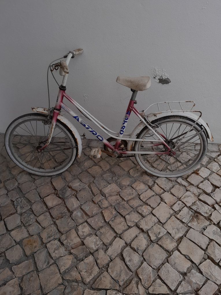 Bicicleta de menina