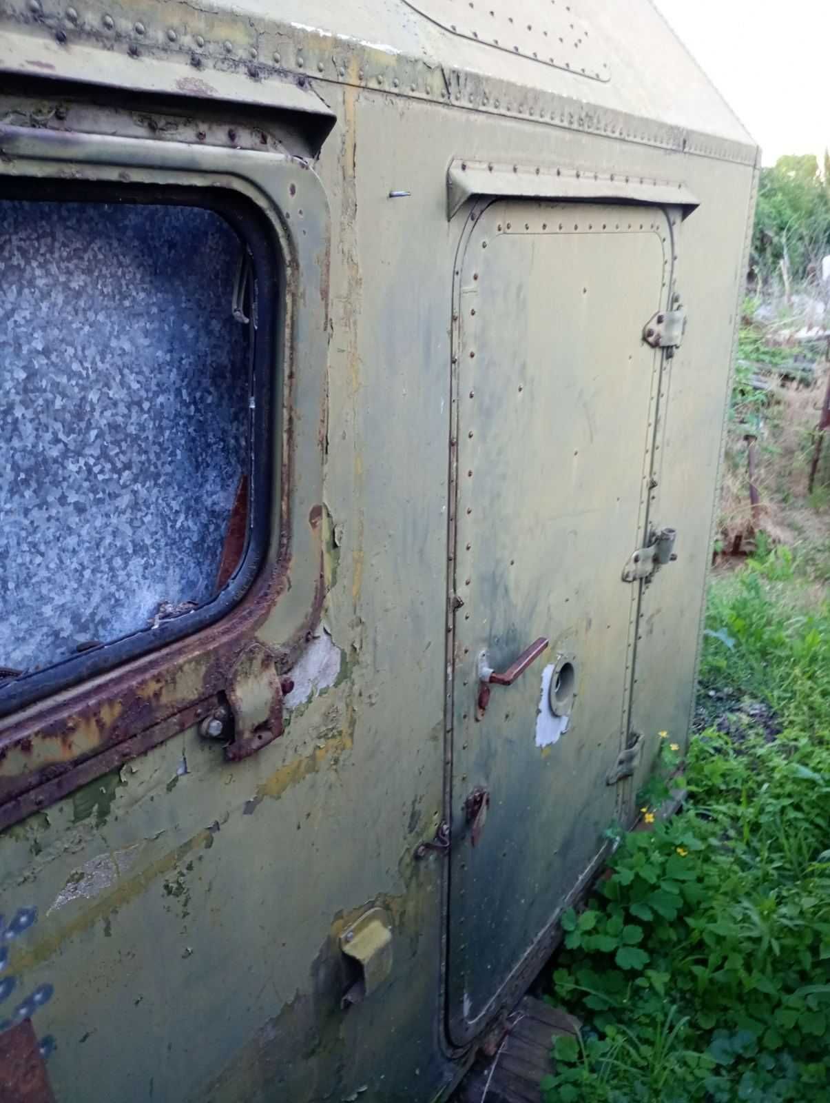Кунг / вагончик / битовка з Уралу, 2 відділення, 4.5×2.4 м