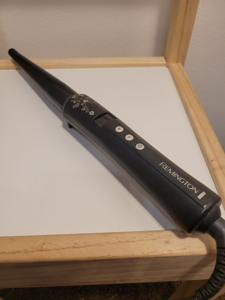 Lokówka stożkowa Remington Pearl CI95