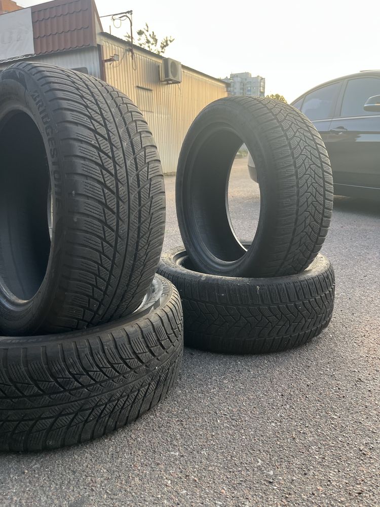 Резина 225/50/R17 Dunlop Bridgestone
