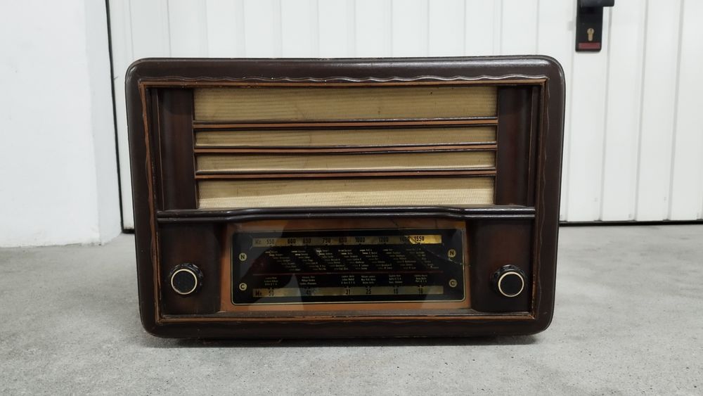 Rádio grande Antigo