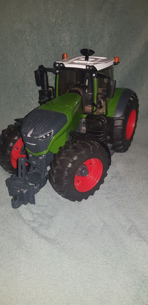 Sprzedam fendt 1050 Vario firmy bruder