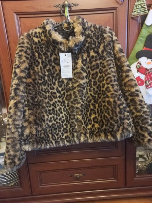 Продам полушубок ZARA