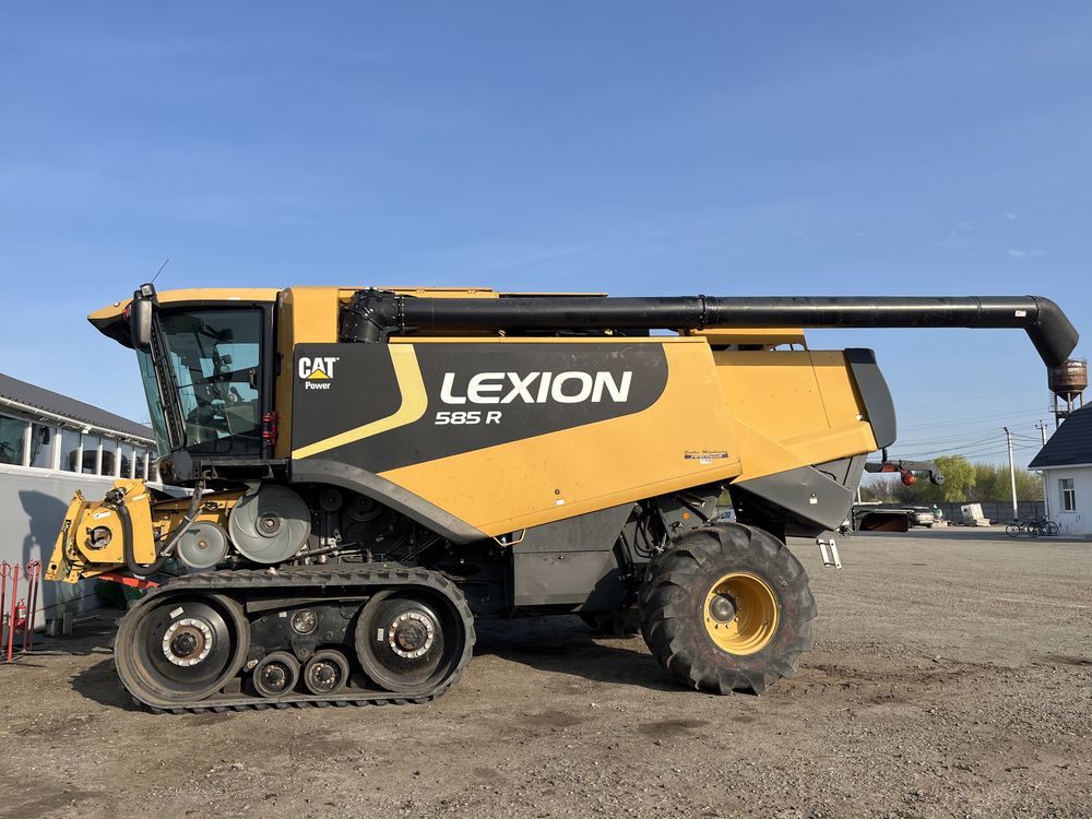 Комбайн Cat Claas Lexion 585R