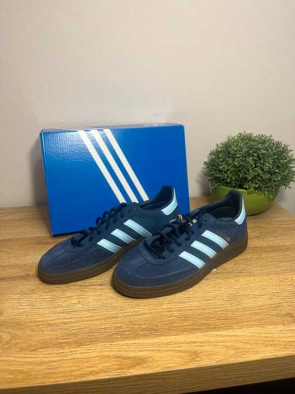 Nowy*adidas_Handball_Spezial_Navy_Gum UnisexTrampk44