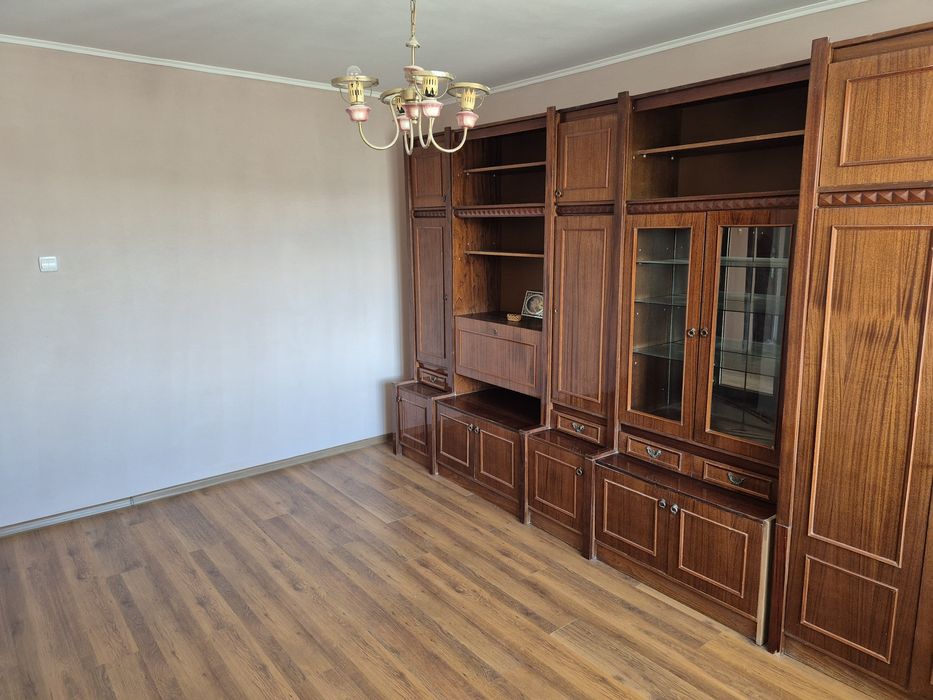 Продаж двохкімнатной квартири район Росвигово.