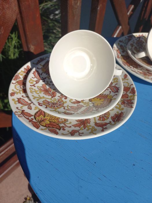 Ceramiczne filiżanki trio dla 2 osób