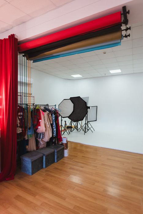 Вінтажна фотостудія Blossom простір для фотозйомки і фотосесій