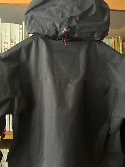 Casaco Homem - Gore-Tex -  HAGLOFS - Modelo SPITZ - Tamanho XL