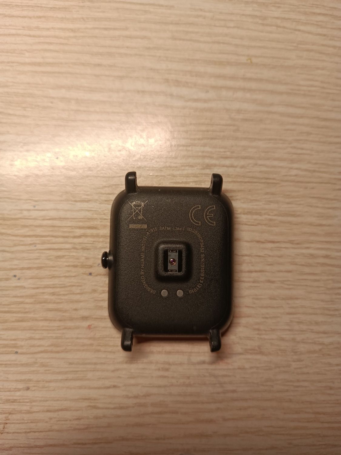 Смарт часы Б/У AMAZFIT BIP.