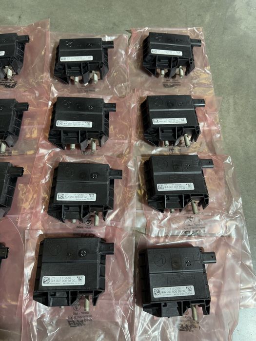 Реле напруги стартера регулятор спрінтер Sprinter W907 W910 OM654 W447