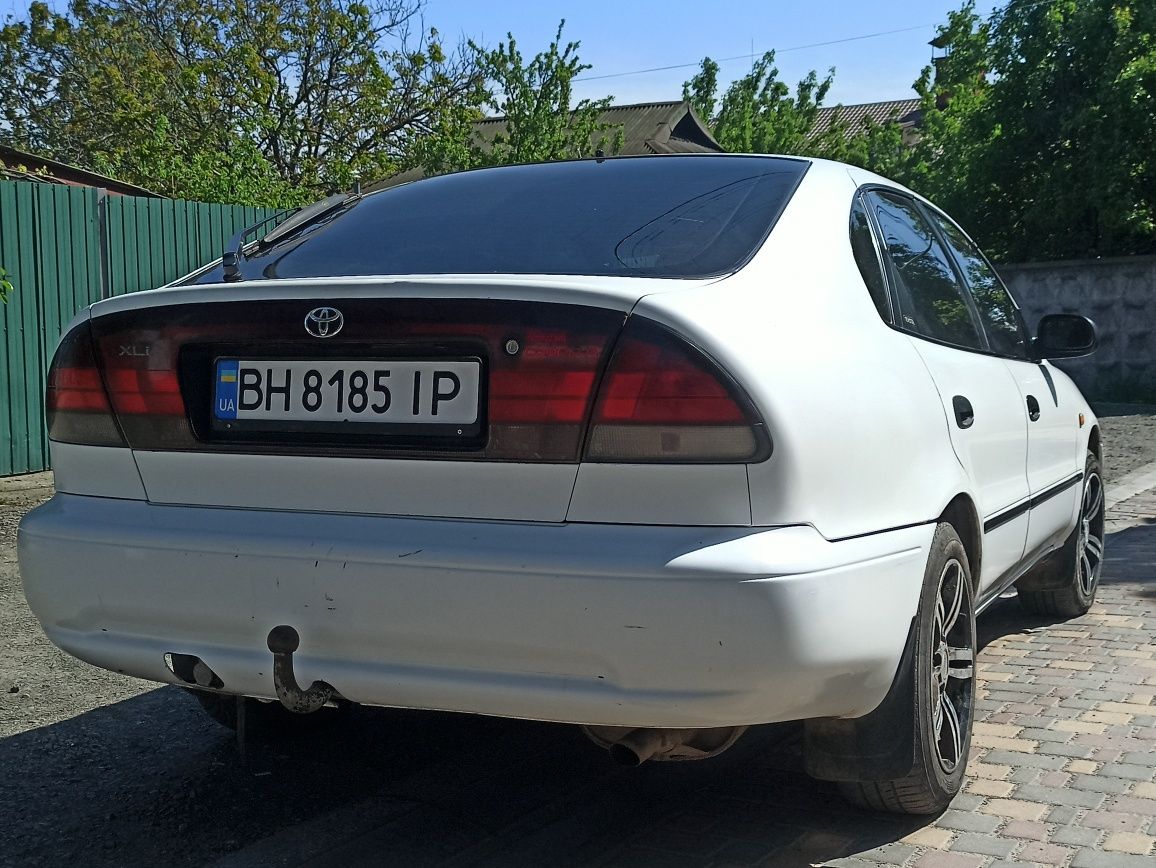 Тойота королла 1996 г.