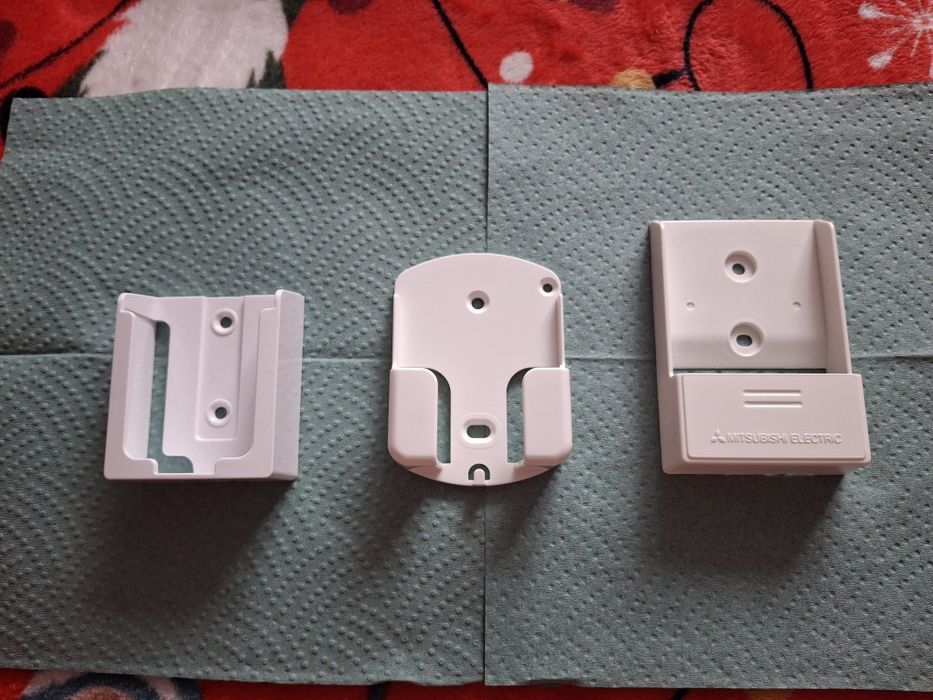 Держатели пультов кондиционера,фильтра