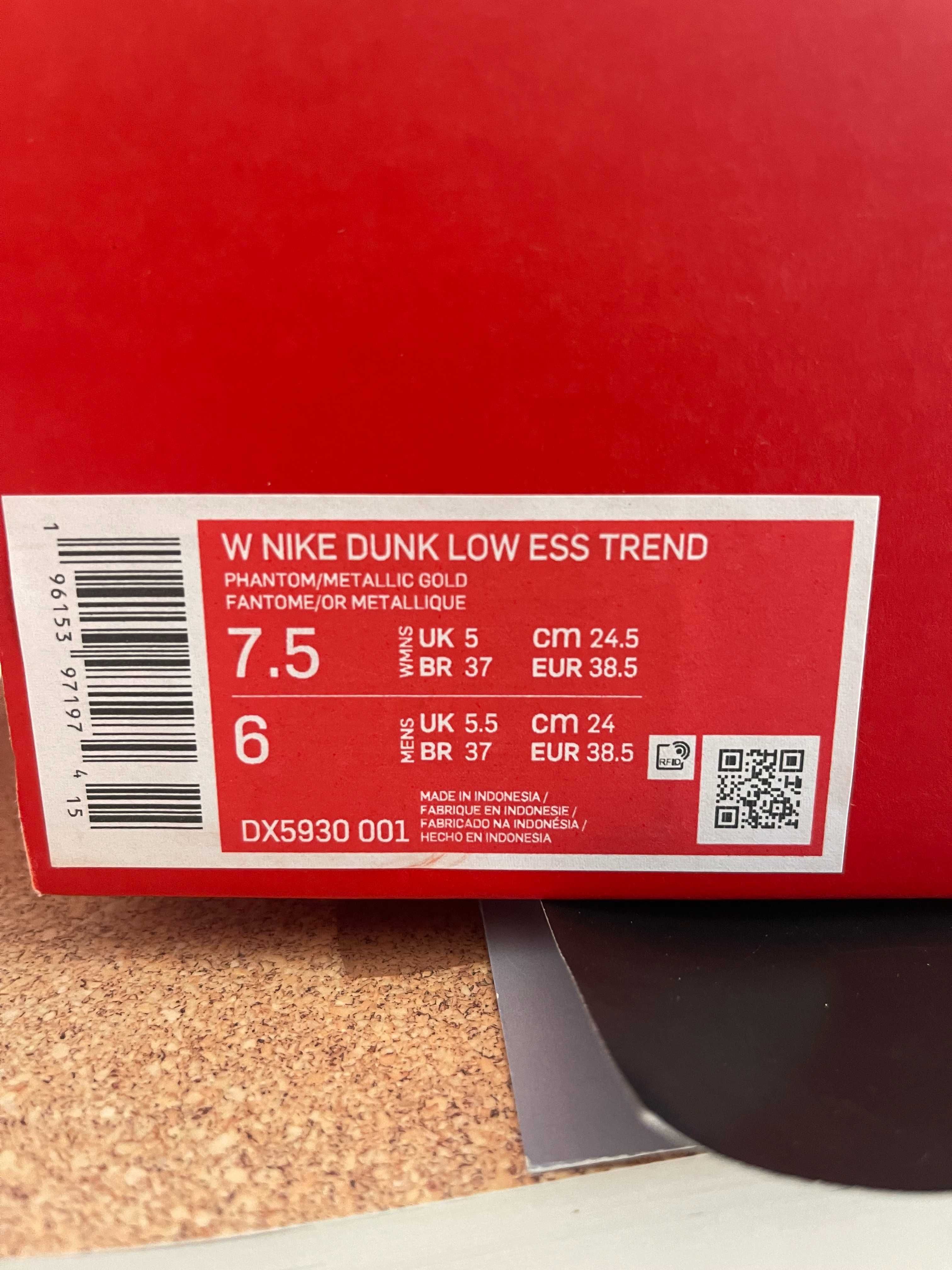 Nike Dunk Low Ess Trend 38,5 Novas