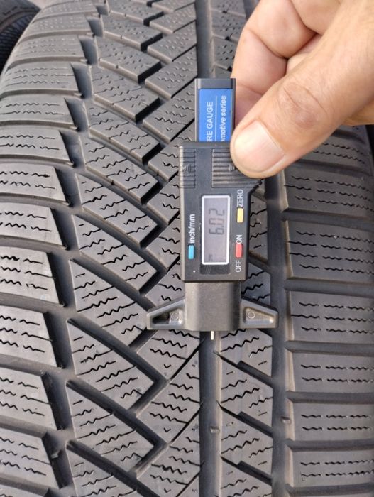 Продам шини 245/45R19