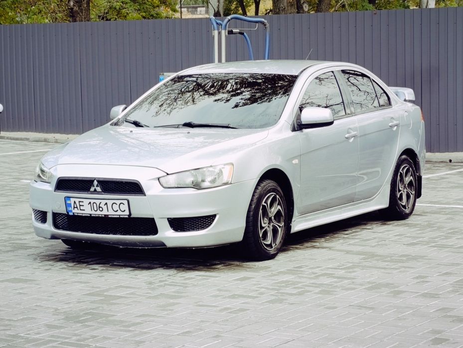 Mitsubishi lancer 10 в отличном состоянии