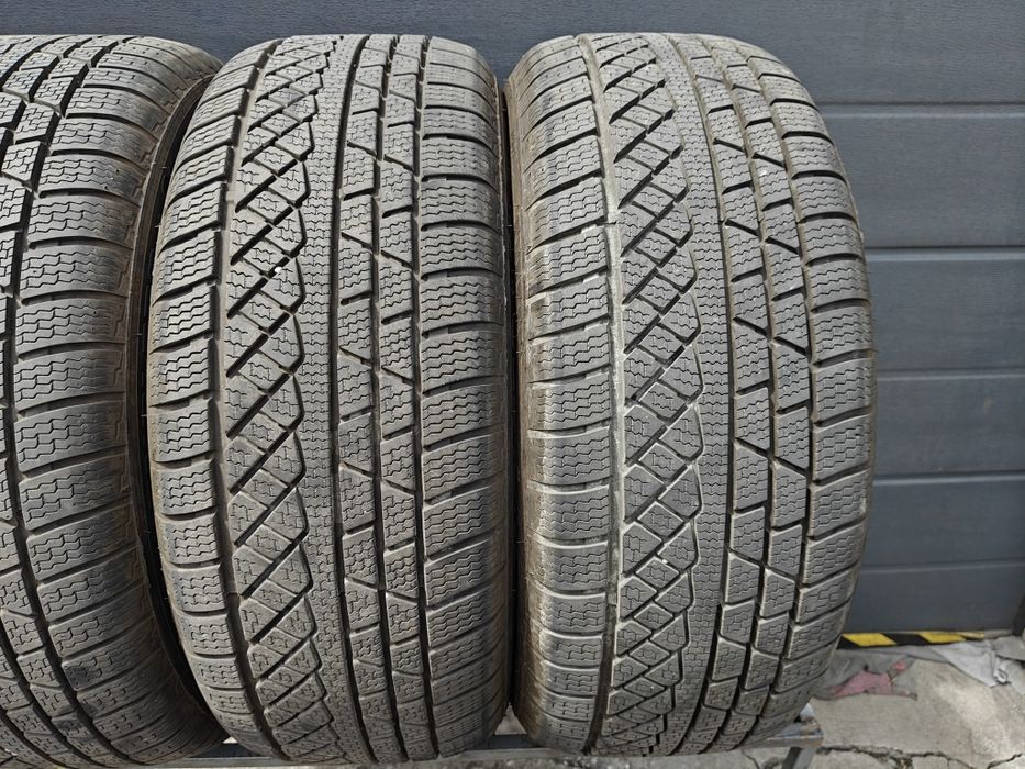 265/50R20 Petlas Explero Winter W671 komplet opon zima 8,5mm