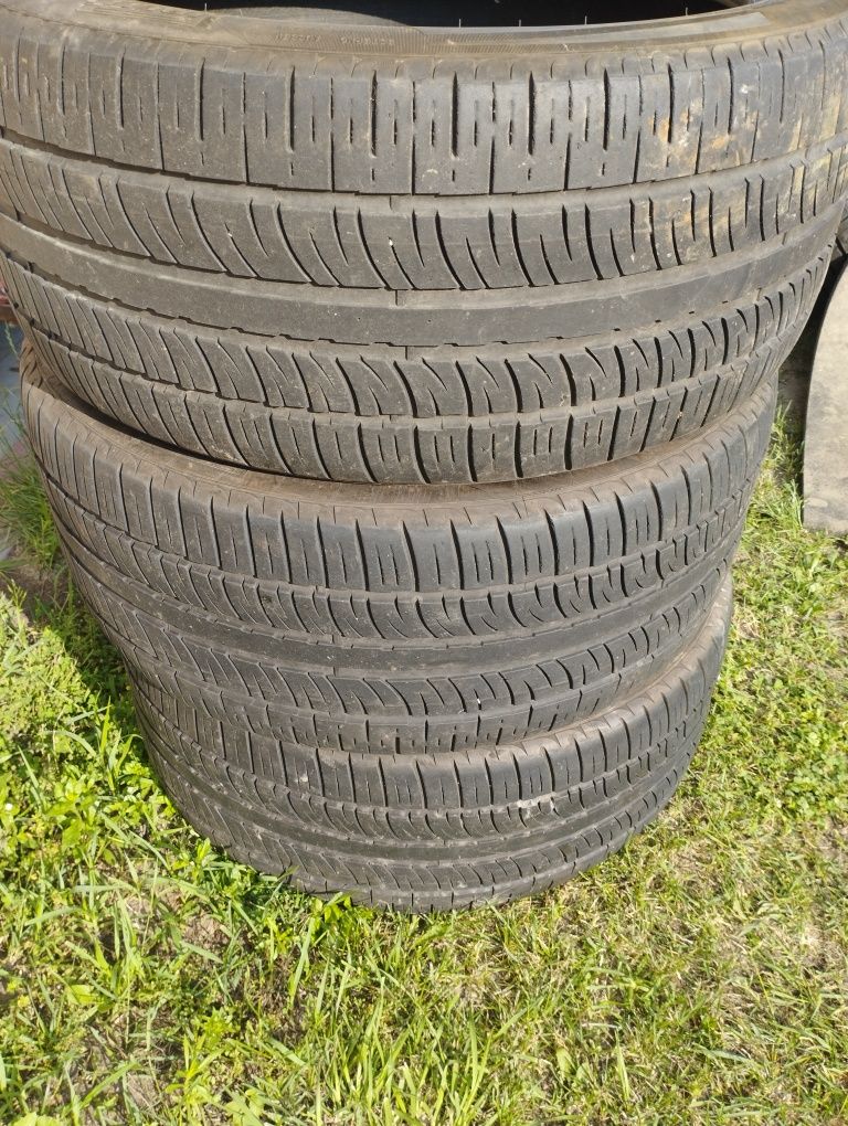 Opony letnie Pirelli 295/40 R22