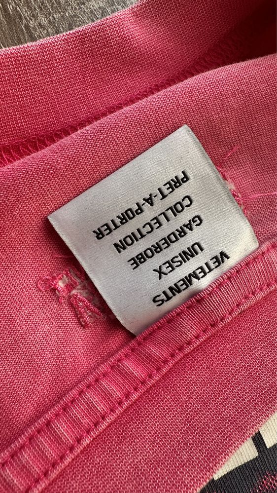 Футболка Vetements