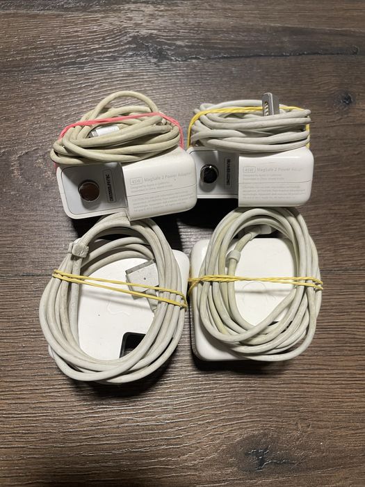 Продам зарядний пристрій Magsafe 2.45 w