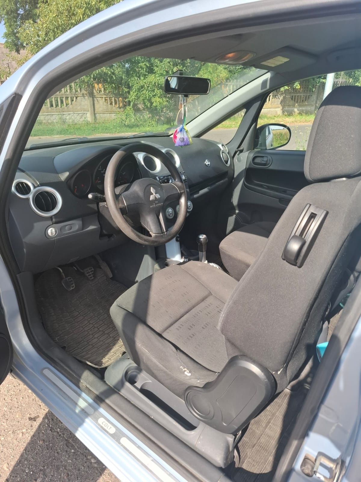 Mitsubishi Colt 1.3b