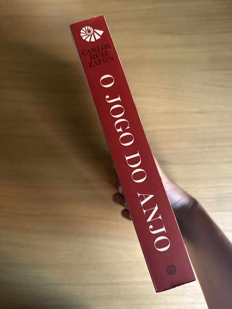 Livro “O Jogo do Anjo”