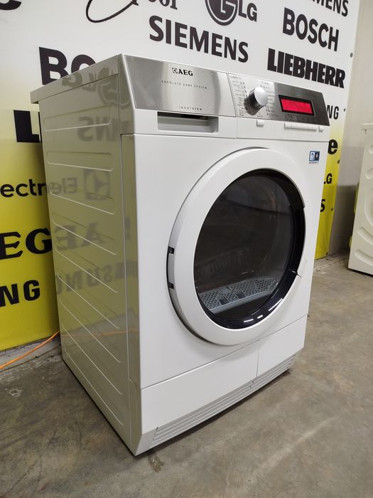 Сушка для одягу фірми AEG, модель T86580IH3