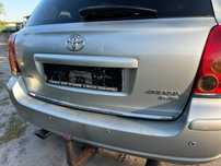 AVENSIS T25 kombi klapa + szyba + listwa chrom/ 1C0 srebrna / ladna