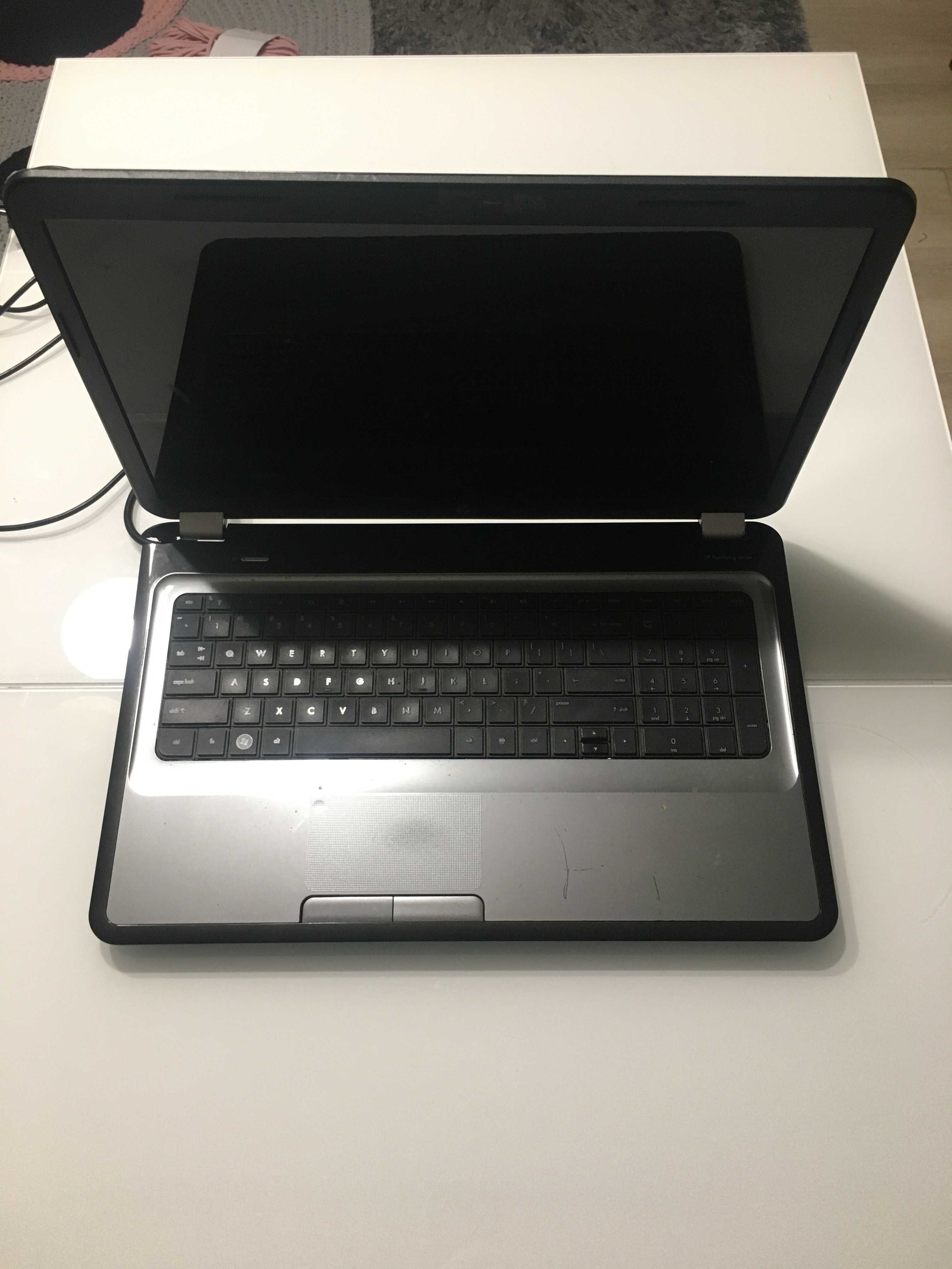 Laptop HP Pavilion 17.3 cala