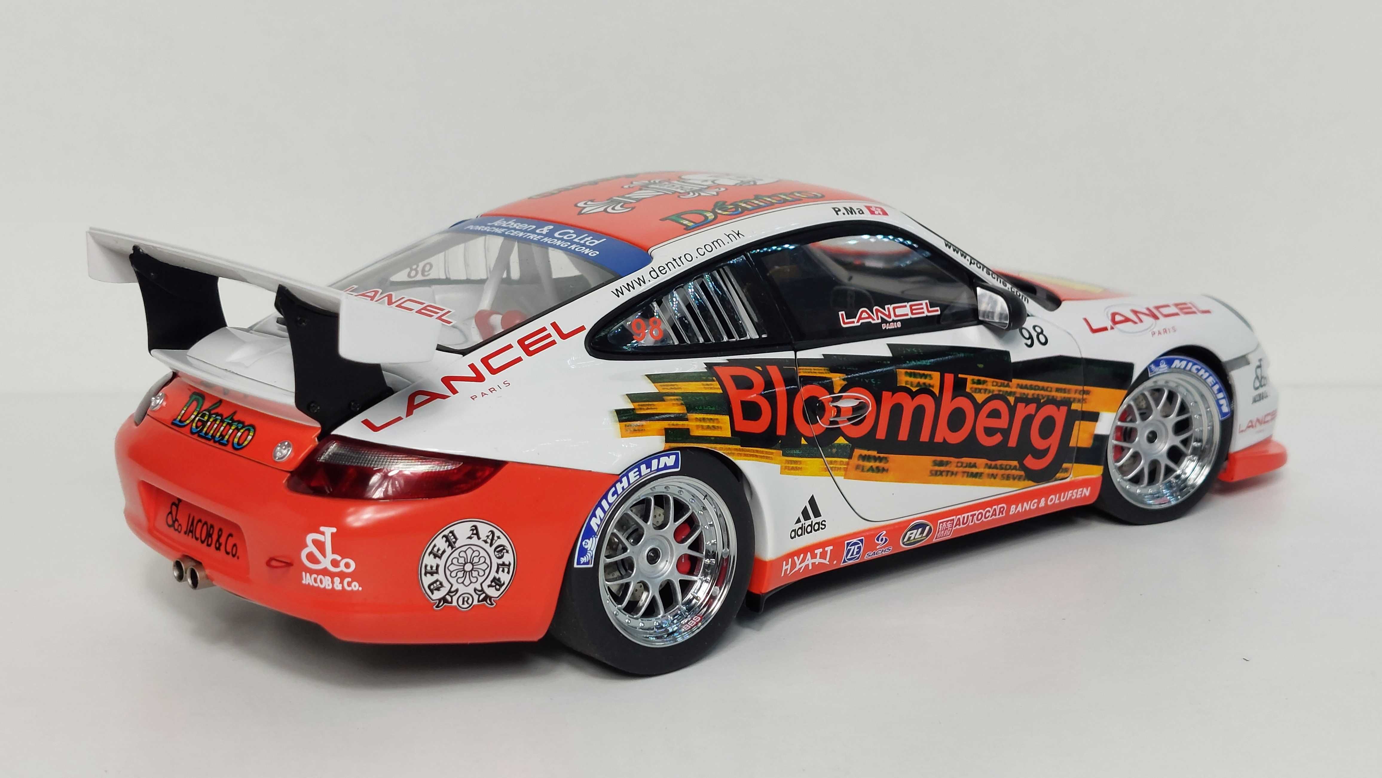 Porsche 911 (997) GT3 CUP Bloomberg Autoart 1:18