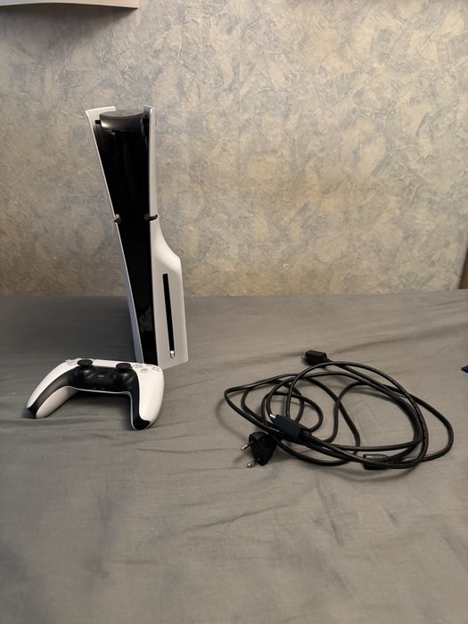 Okazja: PS5 slim 1Tb/obcja z panelami spider man 2 z dopłatą